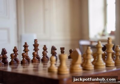 彩金游戏思维：围棋死活问题的全新解读与实战应用